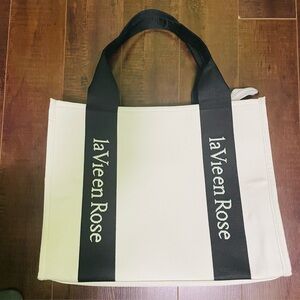 Brand New without tag la Vie en Rose Sturdy Canvas Tote Bag